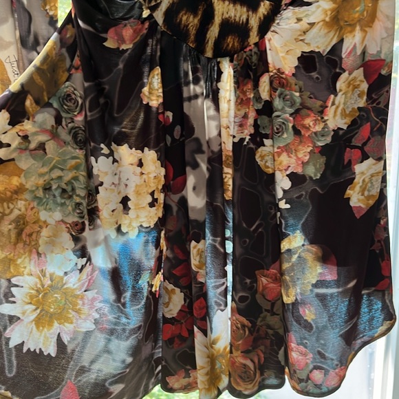 COPY - Just Cavalli Women's Long Sleeved Blouse Black Animal Print Size Small - Picture 7 of 12